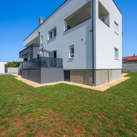 Domus Alba Apartments Pula Buitenkant foto