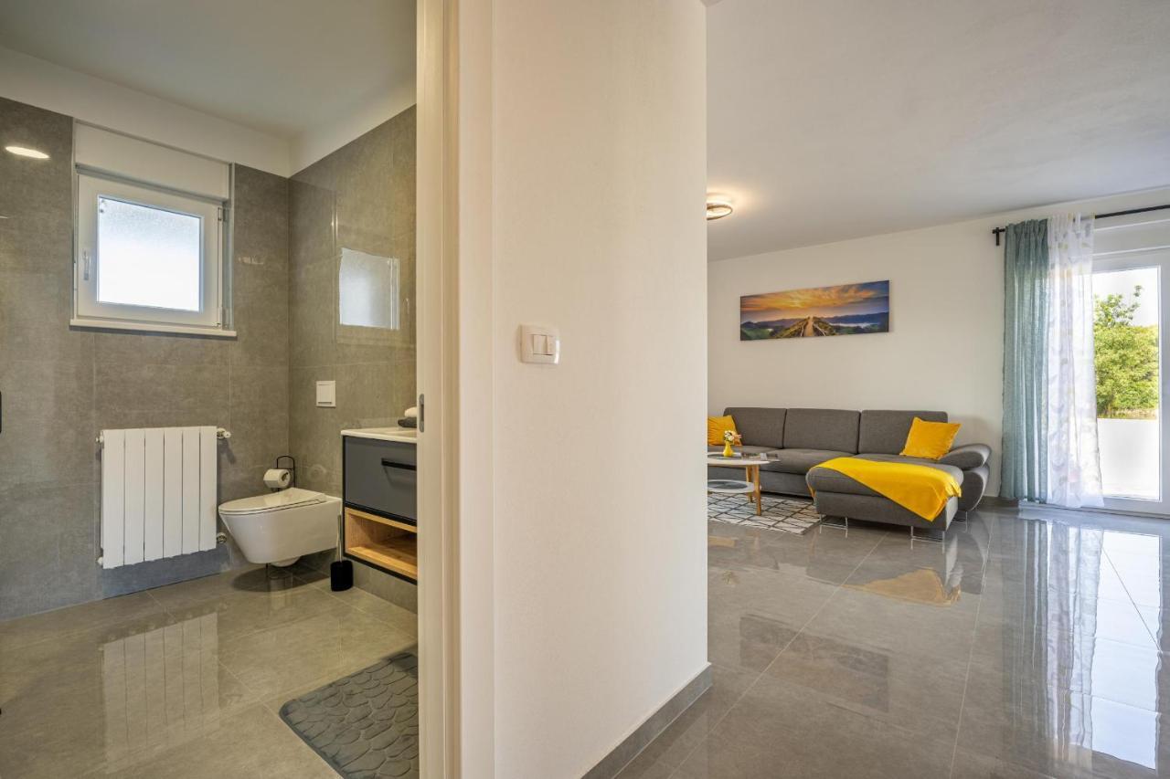 Domus Alba Apartments Pula Buitenkant foto