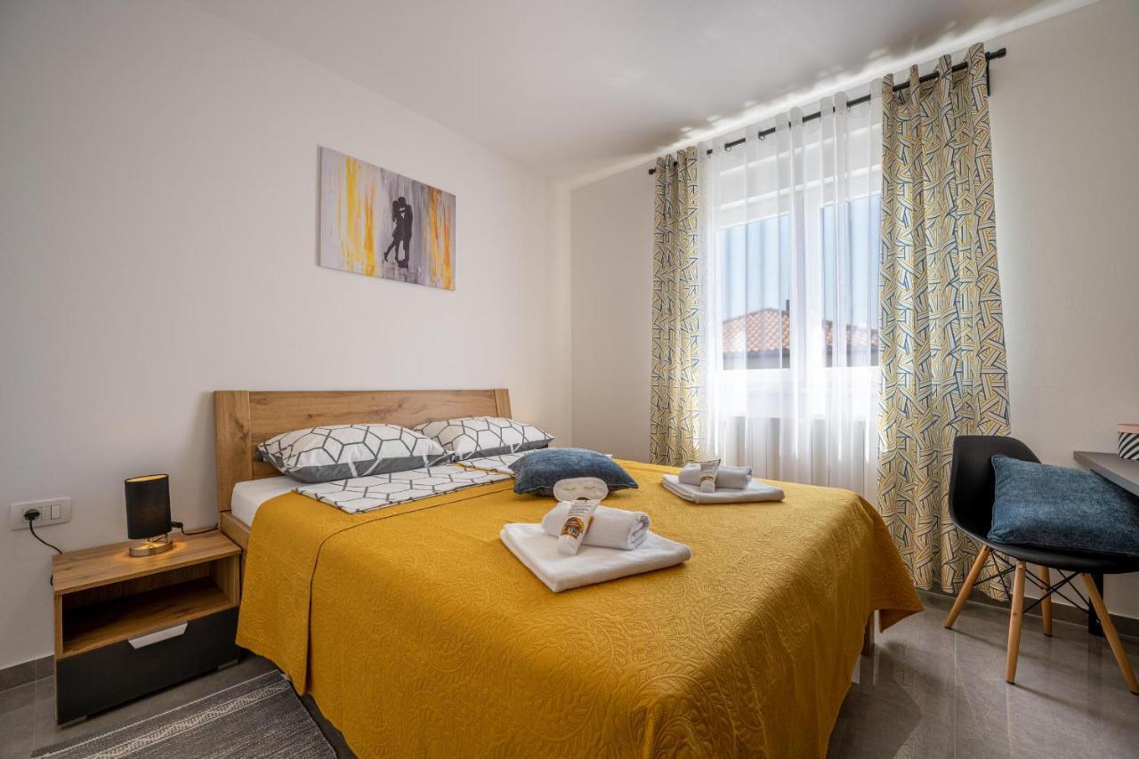 Domus Alba Apartments Pula Buitenkant foto